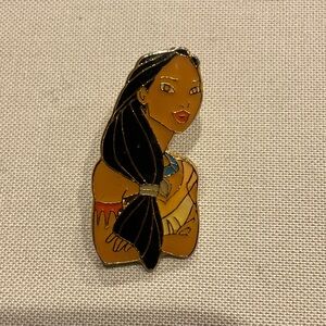 Disney Collectible pin Pocahontas Bust